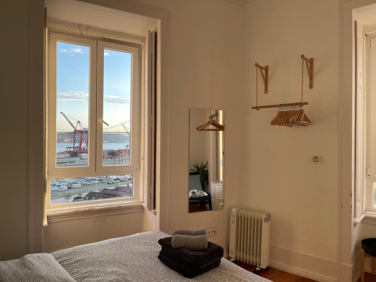 Embassy Arriaga Private Elegance Rooms In Stylish Shared Apartment Лиссабон Экстерьер фото